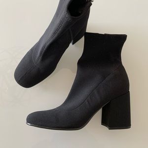 Marc Fisher sparkly stretch bootie size 9, NWOT